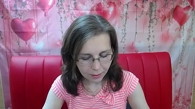 Snapshot of DaisyEdit chatting on May 23, 2026, 5:45 am DaisyEdit online show from May 23, 2026, 5:45 am