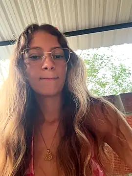 Snapshot of Vanneskk chatting on December 1, 2025, 2:33 pm Vanneskk online show from December 1, 2025, 2:33 pm