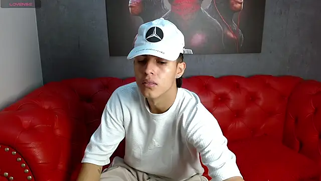 Ethan Jamees online show from December 17, 2025, 2:45 pm