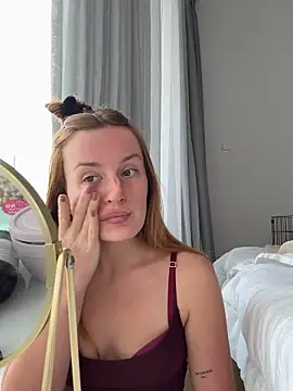 madlynginger online show from January 7, 2026, 12:07 pm