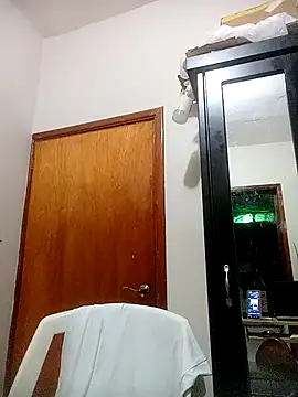 qaarlyfogosa online show from November 28, 2025, 11:24 am