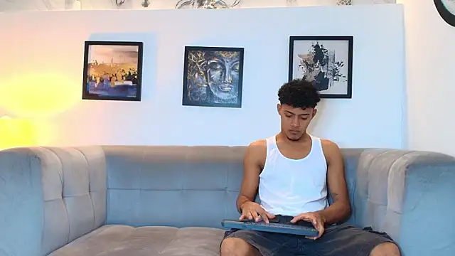 COUPLES BOYS online show from March 10, 2026, 1:21 am
