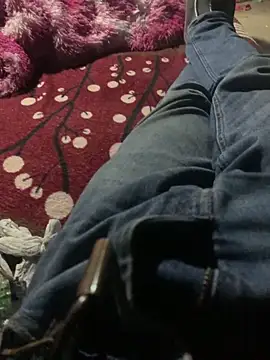 rectaluis7 online show from December 2, 2025, 4:40 am