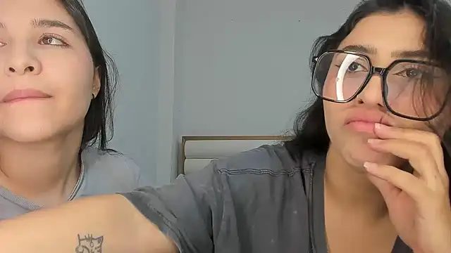 Snapshot of ROUS_SWEET_ chatting on April 28, 2026, 3:55 am ROUS SWEET online show from April 28, 2026, 3:55 am