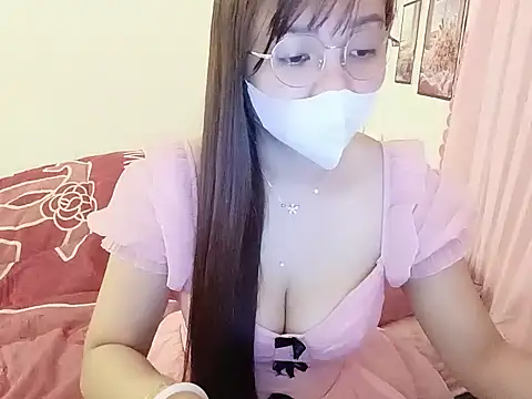 Snapshot of BabyDoll1999 chatting on March 3, 2026, 12:44 pm BabyDoll1999 online show from March 3, 2026, 12:44 pm