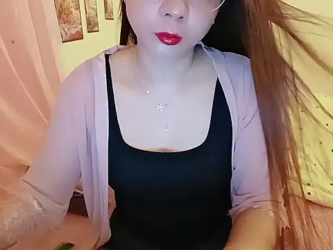 Snapshot of BabyDoll1999 chatting on April 12, 2026, 12:32 pm BabyDoll1999 online show from April 12, 2026, 12:32 pm