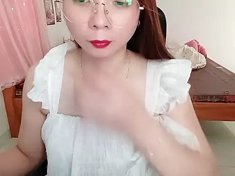 BabyDoll1999 online show from May 27, 2026, 2:30 am