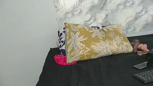 Snapshot of SexyZuluBarbie chatting on May 28, 2026, 10:34 am SexyZuluBarbie online show from May 28, 2026, 10:34 am