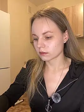 Snapshot of shy_Milan chatting on November 28, 2025, 2:20 pm shy Milan online show from November 28, 2025, 2:20 pm