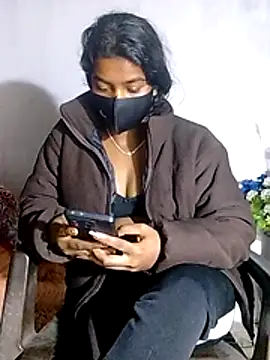 pooja199 online show from December 14, 2025, 6:01 pm