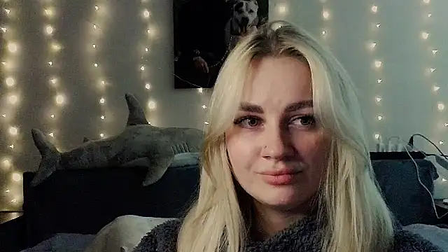 Whitehex666 online show from November 29, 2025, 6:44 pm