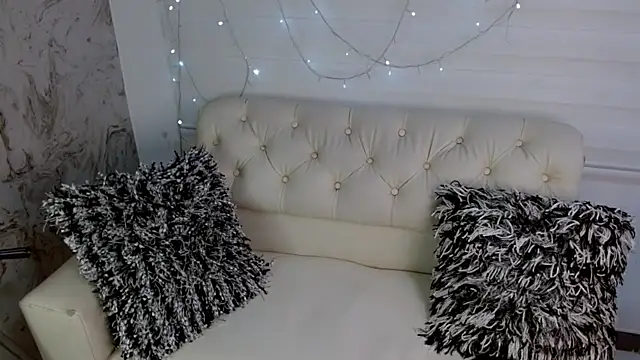 Snapshot of zahira1 chatting on January 17, 2026, 6:00 pm zahira1 online show from January 17, 2026, 6:00 pm