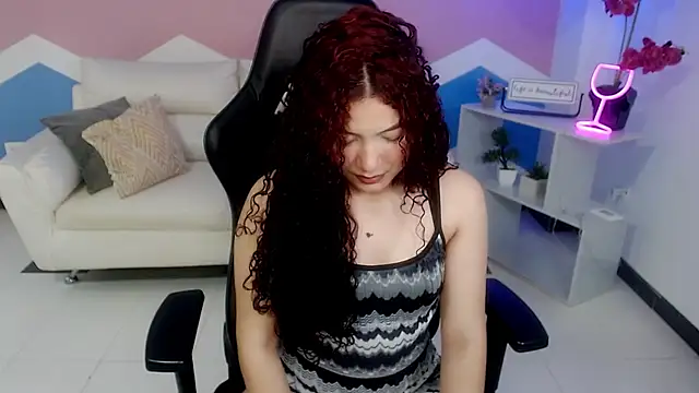 Snapshot of zahira1 chatting on February 7, 2026, 7:17 pm zahira1 online show from February 7, 2026, 7:17 pm