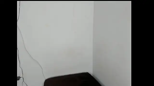 violetaebony online show from February 13, 2026, 12:34 pm