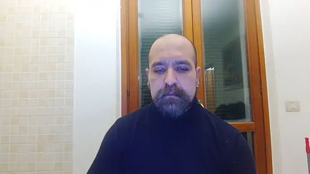 AMIRDIB2025 online show from April 15, 2026, 9:04 pm