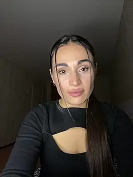 MonikaSi online show from December 17, 2025, 7:53 pm