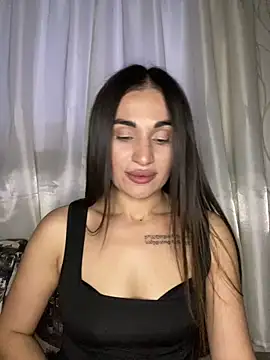 MonikaSi online show from April 28, 2026, 4:23 pm