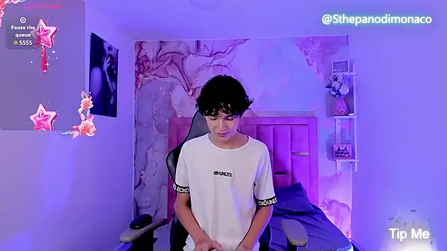 SthepanodiMonaco online show from February 6, 2026, 8:56 pm