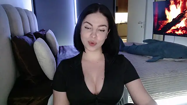 RachelCamp online show from April 24, 2026, 8:22 pm