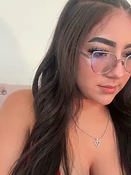 Dafne se online show from April 12, 2026, 7:19 pm