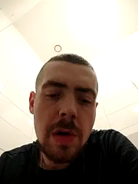 Gitara95 online show from December 23, 2025, 2:20 am