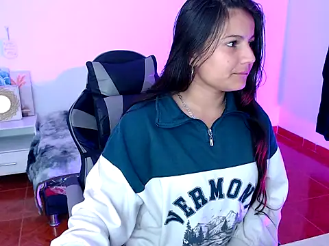 Nina  666 online show from December 21, 2025, 11:50 am