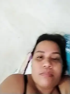 Snapshot of Cristileth chatting on December 2, 2025, 12:49 am Cristileth online show from December 2, 2025, 12:49 am