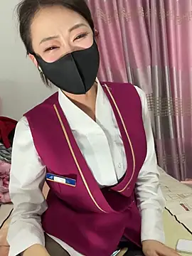 Snapshot of youyou-baby999 chatting on February 13, 2026, 3:46 am youyou-baby999 online show from February 13, 2026, 3:46 am