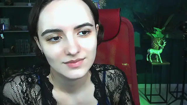 KateWillows online show from February 17, 2026, 4:09 am