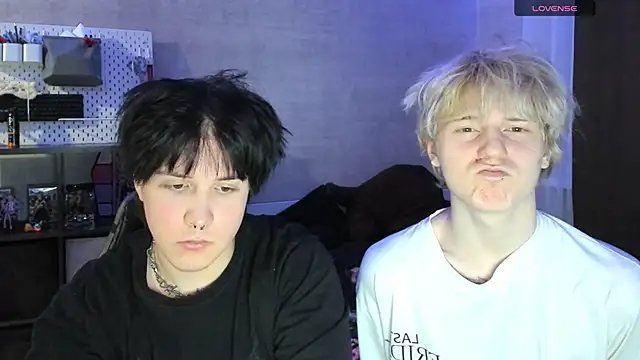 miya meow miku online show from November 29, 2025, 4:43 pm