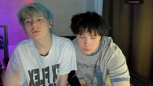 miya meow miku online show from December 14, 2025, 6:45 pm