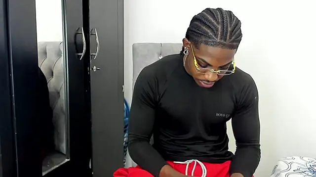 Snapshot of Darktemp_ chatting on February 23, 2026, 4:26 pm Darktemp online show from February 23, 2026, 4:26 pm