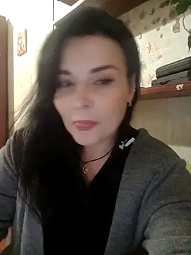 Ksysha2805 online show from November 28, 2025, 9:39 pm