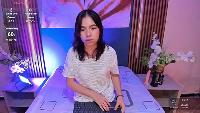 Snapshot of laurent_scott chatting on February 19, 2026, 12:34 pm laurent scott online show from February 19, 2026, 12:34 pm