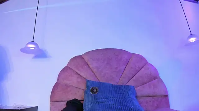 Snapshot of Brenda_Tina chatting on January 14, 2026, 7:41 pm Brenda Tina online show from January 14, 2026, 7:41 pm