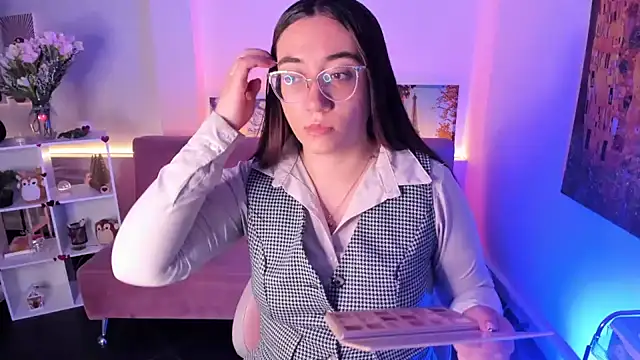 SwettieSammy online show from April 15, 2026, 2:02 pm