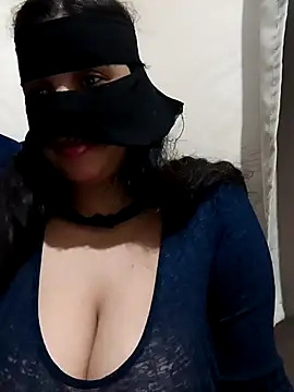 Amou-na online show from December 2, 2025, 10:49 pm