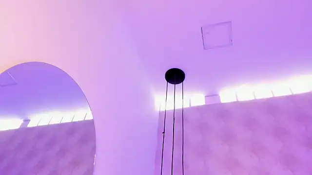 Snapshot of Emily_luve chatting on February 14, 2026, 1:30 pm Emily luve online show from February 14, 2026, 1:30 pm