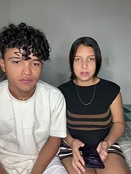 Paola-Santy online show from November 29, 2025, 3:53 am