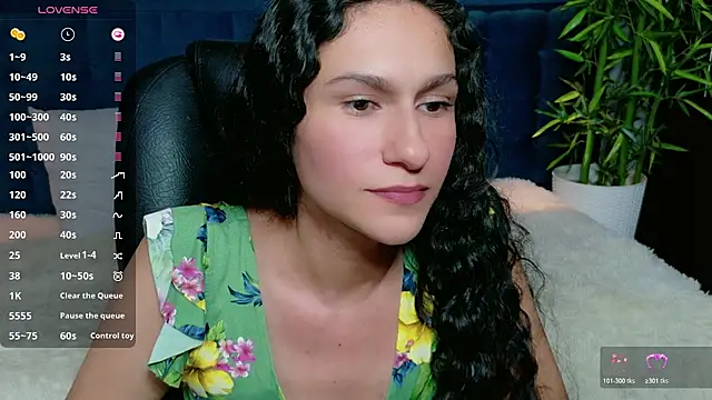 Snapshot of violeta_0426 chatting on December 16, 2025, 1:32 am violeta 0426 online show from December 16, 2025, 1:32 am