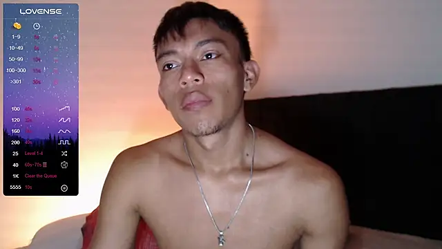 santinaughty online show from December 23, 2025, 6:33 am