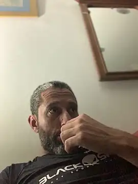 Calientesensible online show from March 27, 2026, 3:12 am