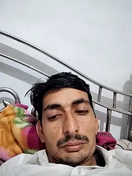 TwinklyBasket897 online show from December 4, 2025, 4:59 pm