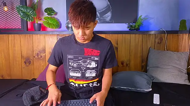 isaac grimm online show from March 19, 2026, 3:32 am