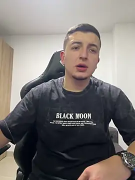 Liam jones10 online show from December 15, 2025, 5:12 am