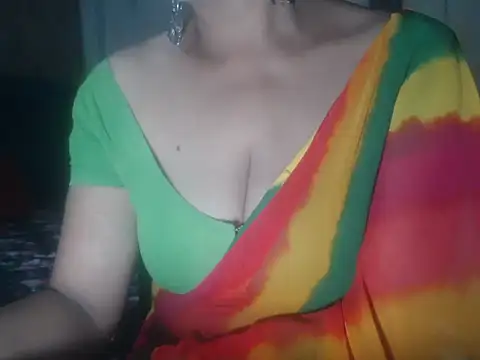 Snapshot of Hotronita123 chatting on February 25, 2026, 4:22 am Hotronita123 online show from February 25, 2026, 4:22 am