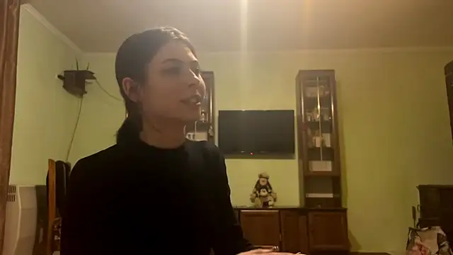 Snapshot of stealurheartgirl chatting on December 2, 2025, 6:25 pm stealurheartgirl online show from December 2, 2025, 6:25 pm