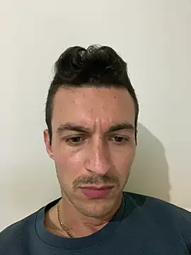 3turkish6model9 online show from April 3, 2026, 4:49 pm