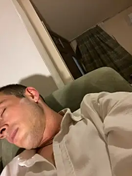 3turkish6model9 online show from May 16, 2026, 12:18 am