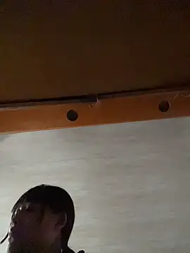 Snapshot of Mariana_eclipse chatting on March 10, 2026, 12:43 pm Mariana eclipse online show from March 10, 2026, 12:43 pm